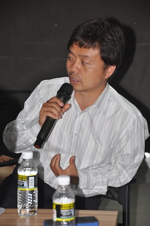 踊跃发言 踊跃发言