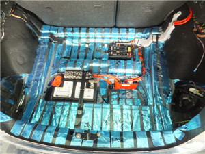 宝马118i底盘隔音减震胶