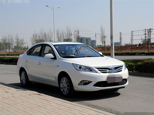 长安逸动原车隔音