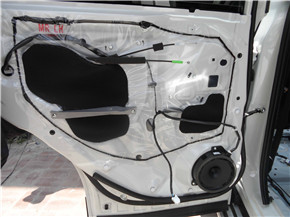 斯巴鲁森林人隔音改装