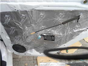 比亚迪速锐四门隔音改装