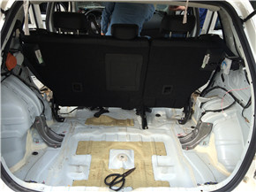 劲炫隔音改装后备箱