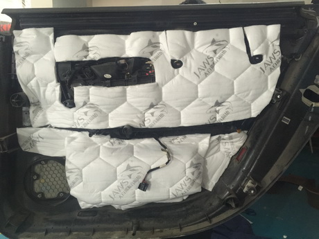 奥迪汽车隔音门板