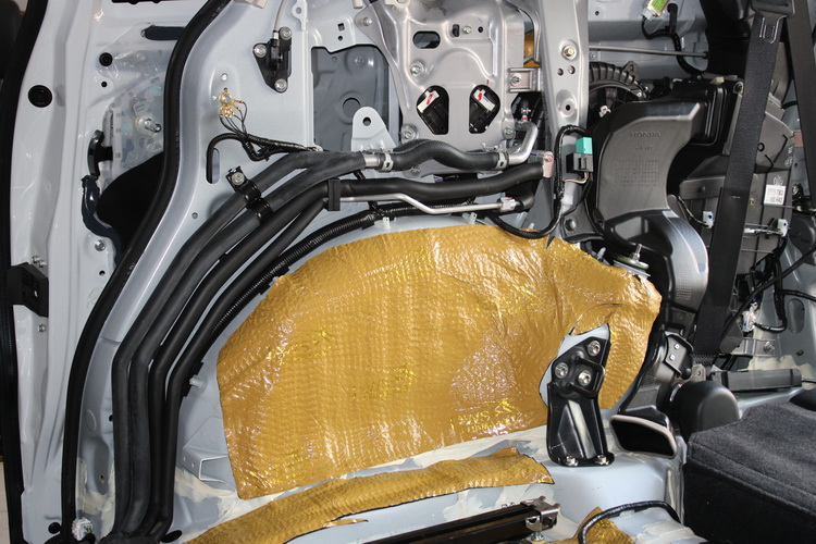 本田奥德赛汽车隔音改装案例