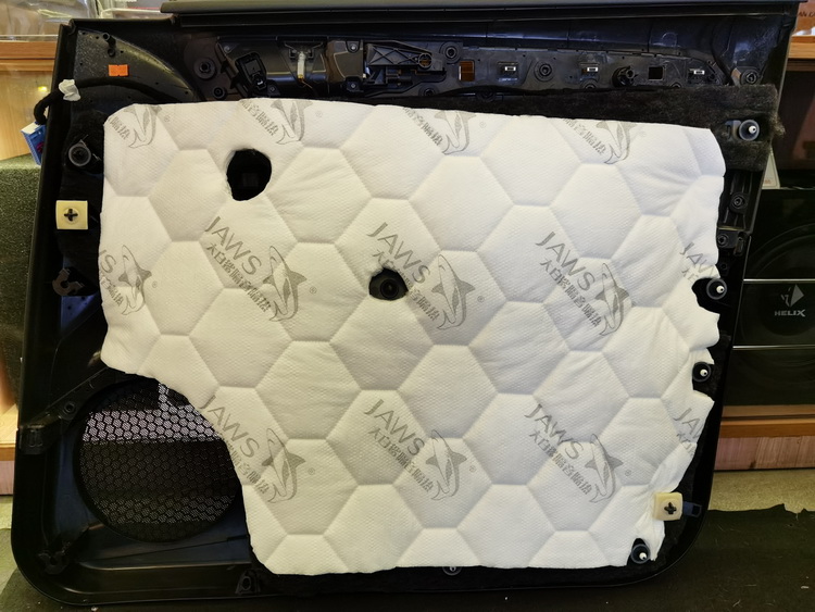 奥迪A4L汽车隔音改装